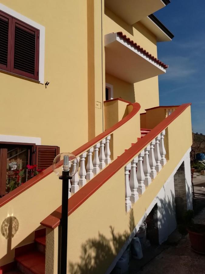 Aria Di Mare B&B Family Сан Никола Арчела Екстериор снимка