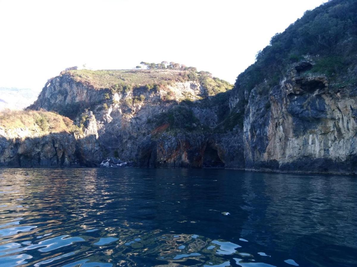 Aria Di Mare B&B Family Сан Никола Арчела Екстериор снимка