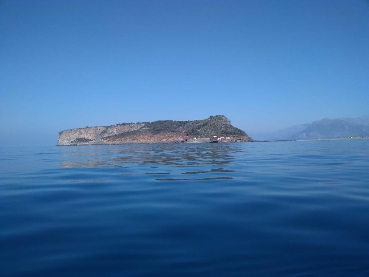 Aria Di Mare B&B Family Сан Никола Арчела Екстериор снимка