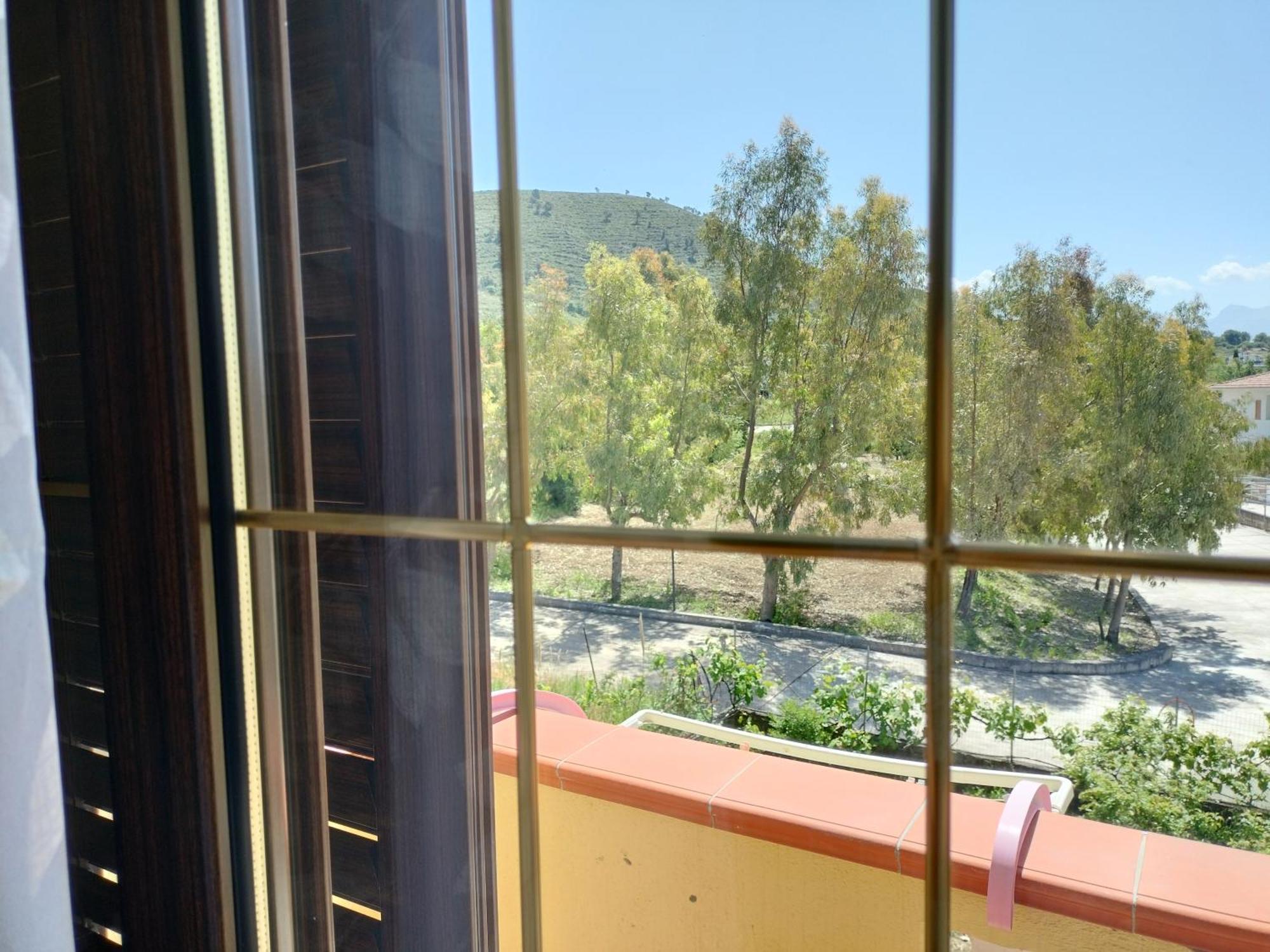 Aria Di Mare B&B Family Сан Никола Арчела Екстериор снимка